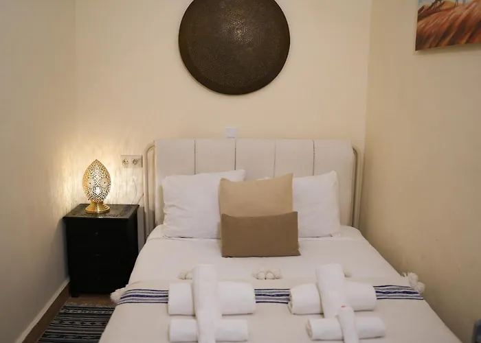 House In Old Medina For 10 Guests